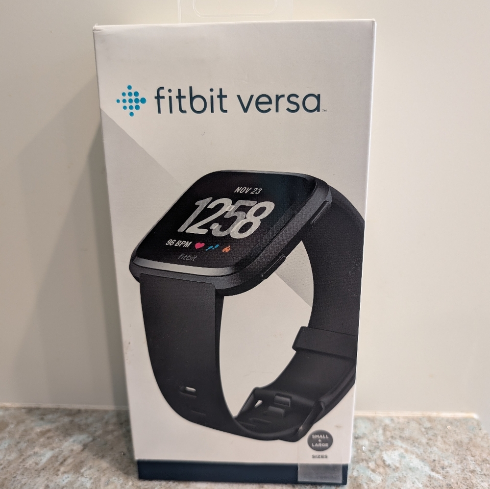 Fitbit Versa FB504 Smartwatch - Black - Small & Large Wristbands - Pre-owned